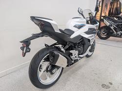 2026 CFMOTO 450 SR ABS White