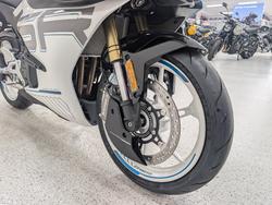 2026 CFMOTO 450 SR ABS White