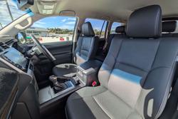 2022 Toyota Landcruiser Prado VX