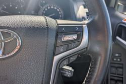 2022 Toyota Landcruiser Prado VX