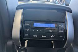 2022 Toyota Landcruiser Prado VX