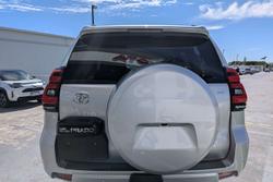 2022 Toyota Landcruiser Prado VX