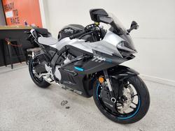 2025 CFMOTO 675 SR-R NEBULA BLACK