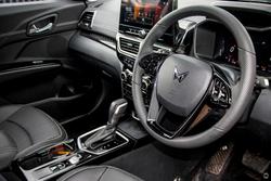 2025 Mahindra XUV3XO AX7L Stealth Black & Galvano Grey Roof