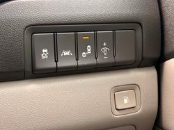 2016 Kia Carnival Platinum