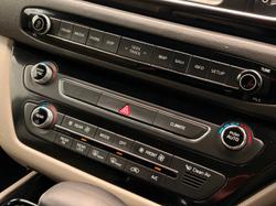 2016 Kia Carnival Platinum