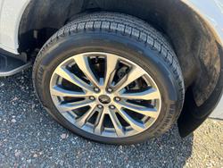 2025 Ford Everest Platinum MY26.00 4X4 Dual Range Arctic White