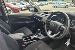 2023 Toyota Hilux SR