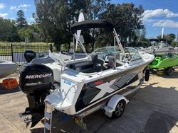 2014 QUINTREX 540 Cruiseabout