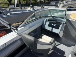 2014 QUINTREX 540 Cruiseabout