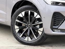 2025 Volvo XC60 Ultra B5 Dark