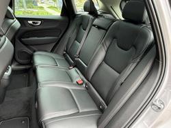 2025 Volvo XC60 Ultra B5 Dark