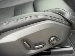 2025 Volvo XC60 Ultra B5 Dark
