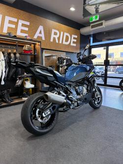 2024 BMW Motorrad S 1000 XR SPORT GRAVITY BLUE METALLIC