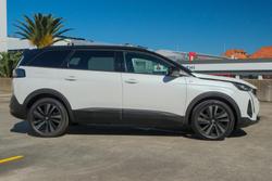 2022 Peugeot 5008 GT Sport