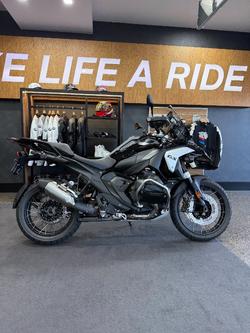 BMW Motorrad R 1300 GS Triple Black