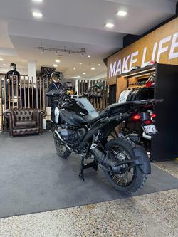 2025 BMW Motorrad R 1300 GS TRIPLE BLACK BLACK STORM METALLIC