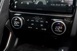 2024 Jaguar E-PACE P250 R-Dynamic SE