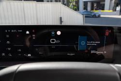 2025 Peugeot 5008 GT Premium Hybrid