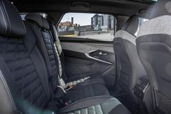 2025 Peugeot 5008 GT Premium Hybrid