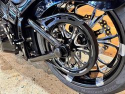 2016 HARLEY-DAVIDSON FXSB SOFTAIL BREAKOUT