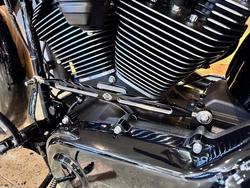 2016 HARLEY-DAVIDSON FXSB SOFTAIL BREAKOUT