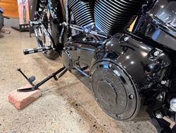 2016 HARLEY-DAVIDSON FXSB SOFTAIL BREAKOUT