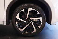 2025 Mitsubishi Outlander PHEV Exceed Tourer