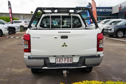 2022 Mitsubishi Triton GLX