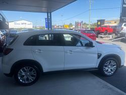 2023 Mitsubishi ASX ES