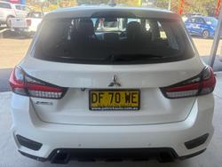 2023 Mitsubishi ASX ES