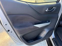 2015 NISSAN NAVARA ST (4x4) NP300 D23 SILVER OR CHROME