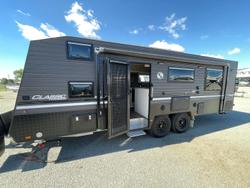 Supreme Classic Tourer Double Bunk