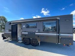 2020 Supreme Classic Tourer Double Bunk