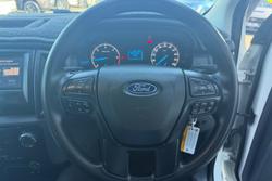 2016 Ford Everest Ambiente