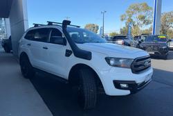 2016 Ford Everest Ambiente