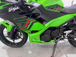2023 Kawasaki Ninja 400 (EX400G) Ninja Green