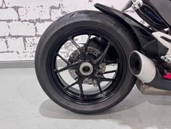 2023 Ducati Panigale V2 Panigale Red