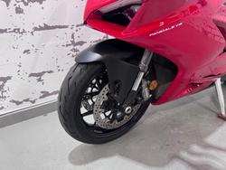 2023 Ducati Panigale V2 Panigale Red
