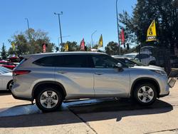 2023 Toyota Kluger GX