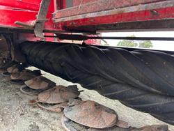 2013 New Holland H7450