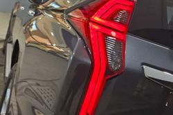 2025 Mitsubishi Pajero Sport GLX