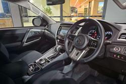 2025 Mitsubishi Pajero Sport GLX