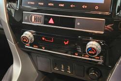 2025 Mitsubishi Pajero Sport GLX