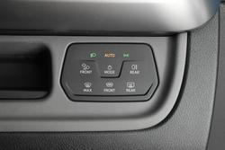 2025 Volkswagen ID. Buzz Pro BEV560