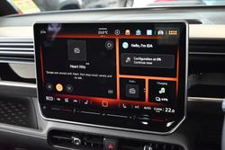 2025 Volkswagen ID. Buzz Pro BEV560