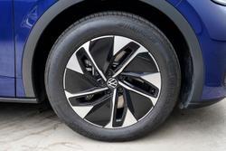 2025 Volkswagen ID.5 Pro