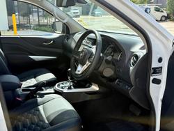 2025 Nissan Navara ST-X