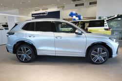 2026 Volkswagen Tiguan 195TSI R-Line