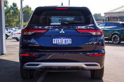 2025 Mitsubishi Outlander LS